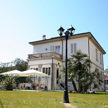 Torre Dell'Arte Hotell Torre del Lago Puccini Eksteriør bilde